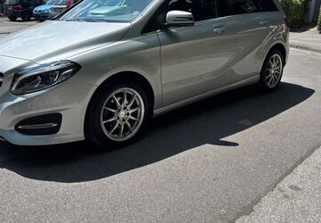 Mercedes-Benz B 200 106.250 km 13.700 &euro; Gelsenkirchen 45881