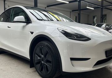 Tesla Model Y 32.000 km 38.590 &euro; Velbert 42551