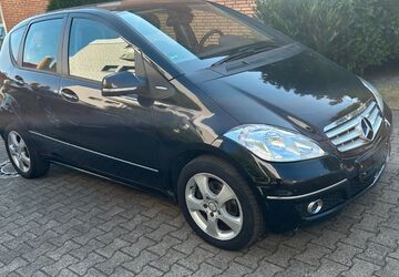 Mercedes-Benz A 180 188.946 km 1.350 &euro; Gelsenkirchen 45892