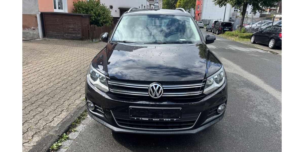 VW Tiguan 91.000 km 11.699 &euro; Gelsenkirchen 45879