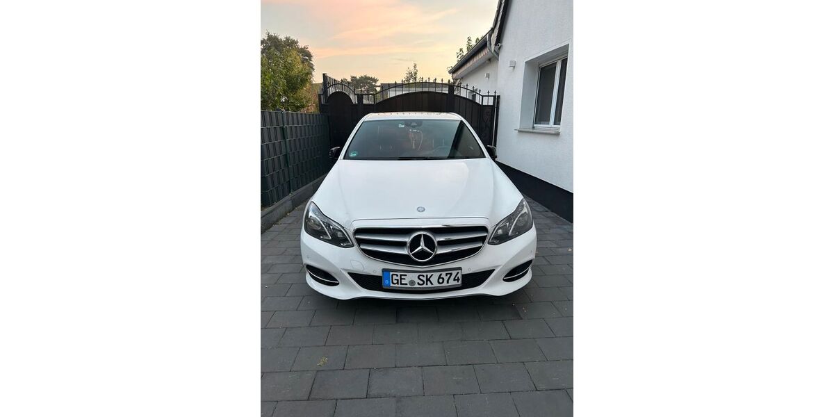 Mercedes-Benz E 350 180.000 km 12.950 &euro; Gelsenkirchen 45896