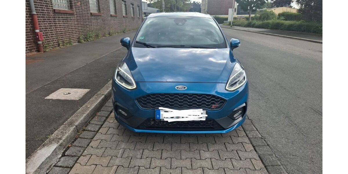Ford Fiesta 114.000 km 12.200 &euro; Witten 58453