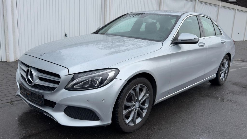 Mercedes-Benz C 220 144.071 km 13.500 &euro; Gelsenkirchen 45884