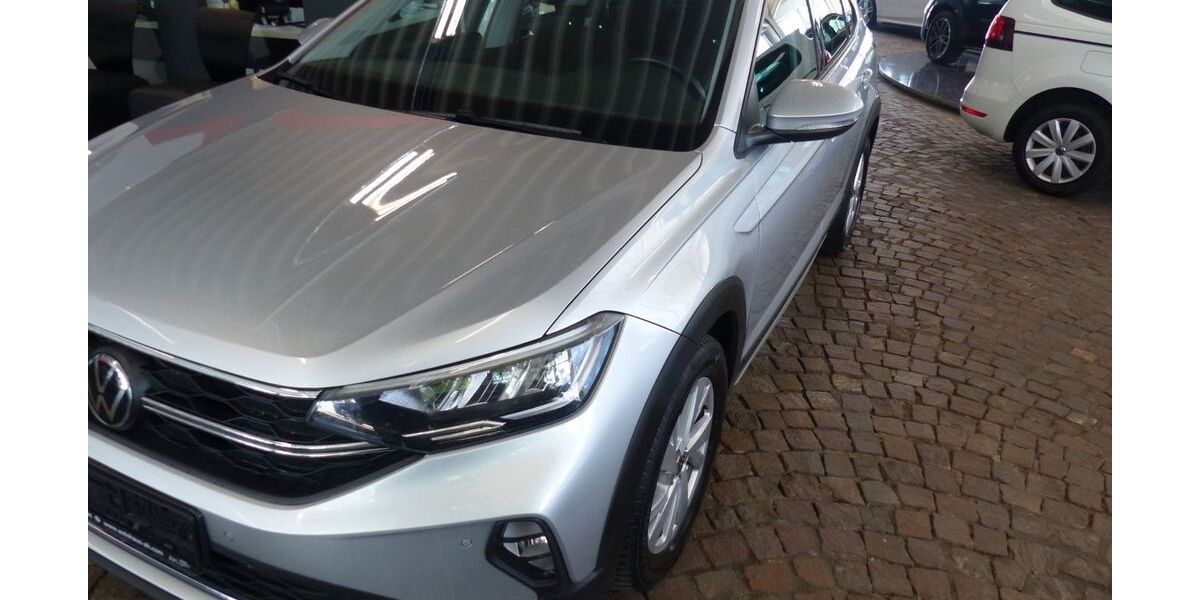 VW Taigo 126.976 km 13.200 &euro; Gelsenkirchen 45888