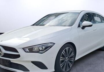 Mercedes-Benz CLA 180 Shooting Brake 63.501 km 22.890 &euro; Gelsenkirchen 45891
