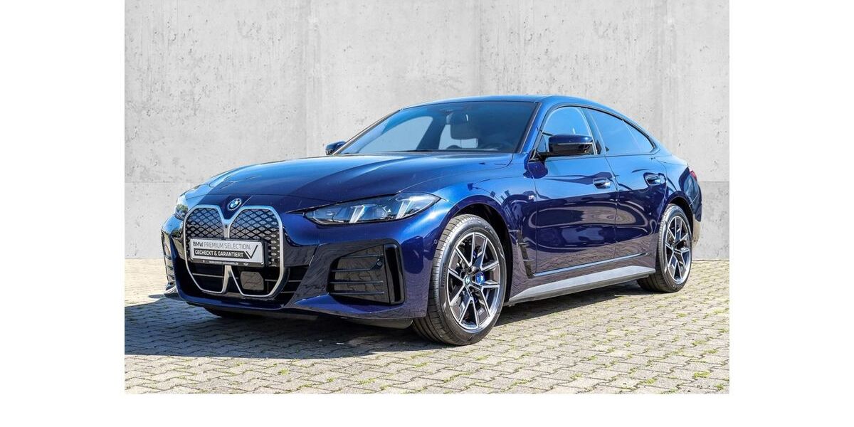 BMW i4 23.815 km 52.380 &euro; Castrop-Rauxel 44579