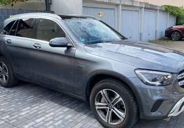Mercedes-Benz GLC 300 49.590 km 32.500 &euro; Gelsenkirchen 45879