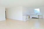 Helle, teilsanierte Dachgeschosswohnung in zentraler Lage von Recklinghausen-Süd! - Etagenwohnung Recklinghausen Süd | Angebot:25881616