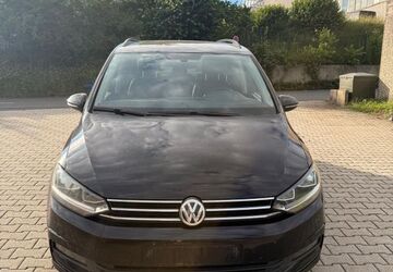 VW Touran 119.517 km 16.900 &euro; Gelsenkirchen 45899