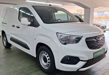Opel Combo 64.511 km 15.990 &euro; Gelsenkirchen 45899