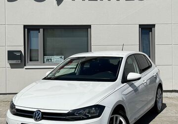 VW Polo 82.661 km 15.899 &euro; Bochum 44807