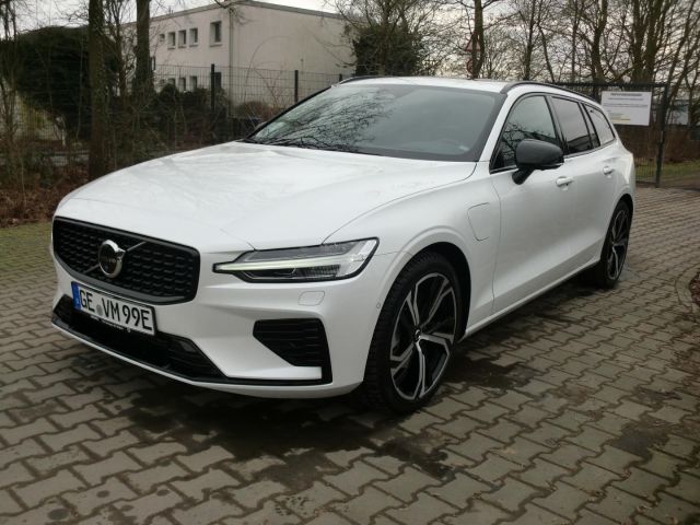 Volvo V60 31.500 km 52.590 &euro; Gelsenkirchen 45891
