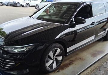 VW Passat Variant 8.783 km 43.950 &euro; Essen 45307