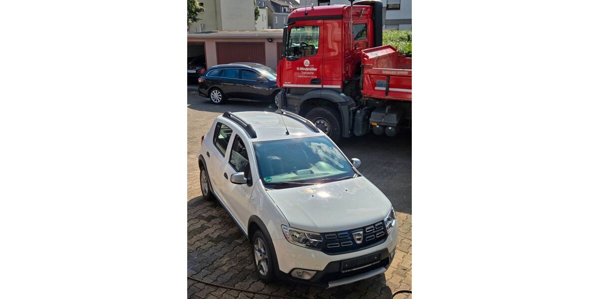 Dacia Sandero 86.000 km 6.900 &euro; Gladbeck 45964