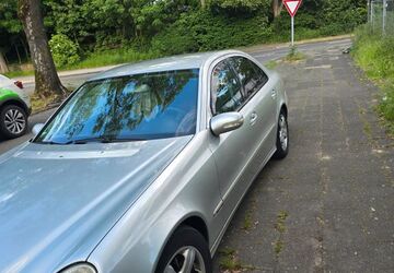 Mercedes-Benz 280 375.000 km 2.250 &euro; Gelsenkirchen 45884