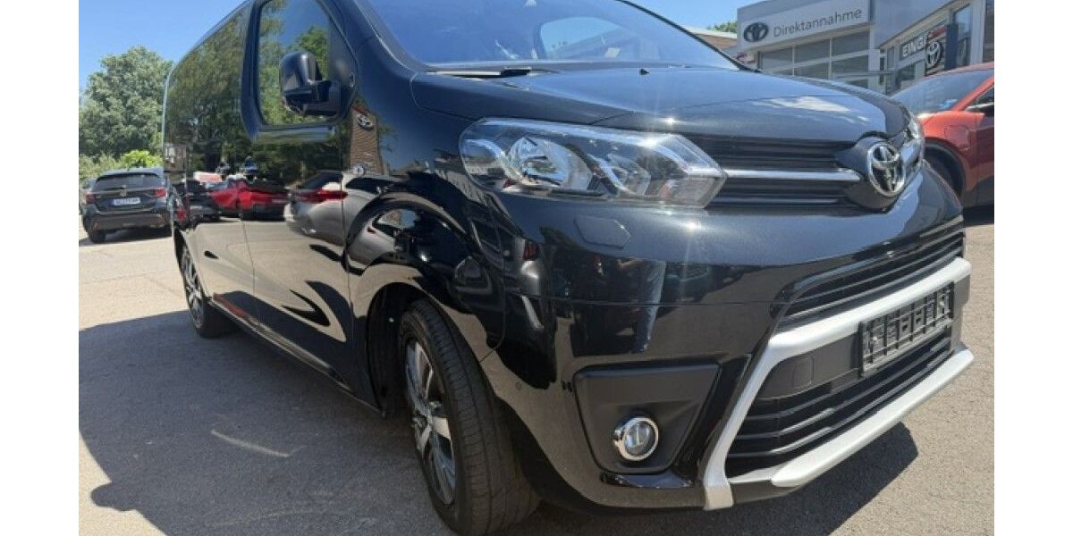 Toyota Proace (Verso) 71.977 km 31.900 &euro; Gelsenkirchen 45891