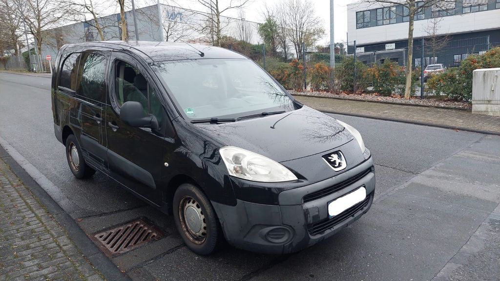 Peugeot Partner 341.568 km 2.600 &euro; wuppertal 42327