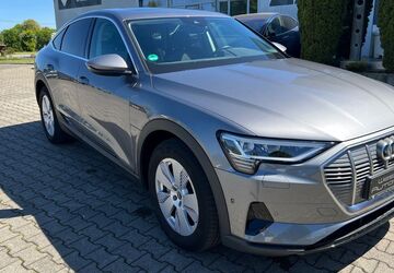 Audi e-tron 65.598 km 27.100 &euro; Datteln 45711