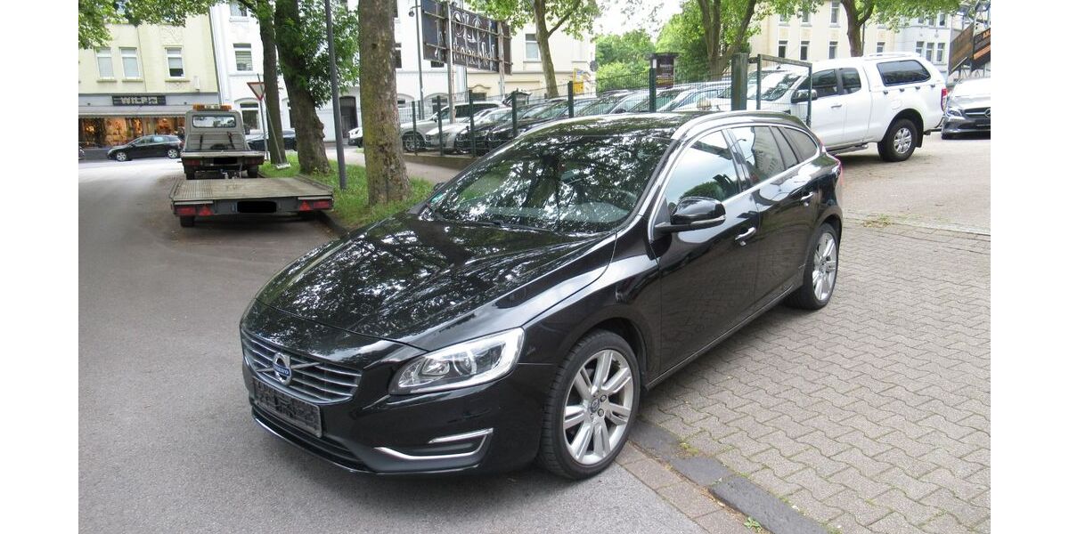 Volvo V60 130.000 km 13.990 &euro; Gelsenkirchen 45889