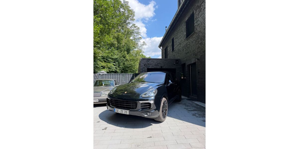 Porsche Cayenne 154.000 km 35.800 &euro; Gelsenkirchen 45896