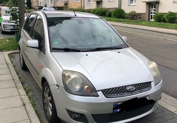 Ford Fiesta 180.000 km 990 &euro; Essen 45145