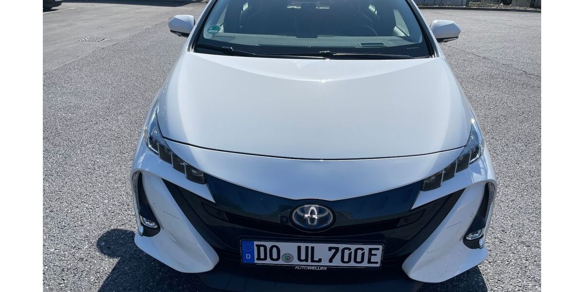Toyota Prius 59.000 km 22.500 &euro; Dortmund 44265