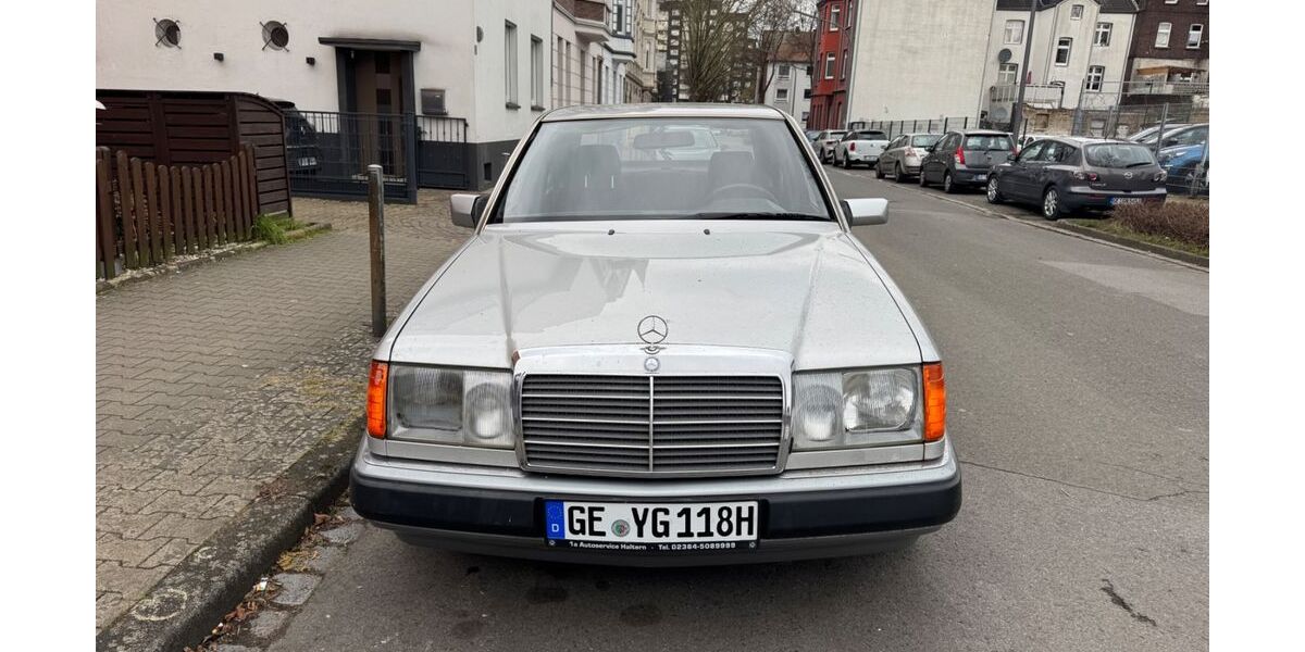 Mercedes-Benz 250 245.000 km 5.999 &euro; Gelsenkirchen 45879